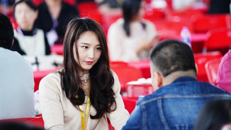 相亲结婚比自由恋爱结婚更稳定?